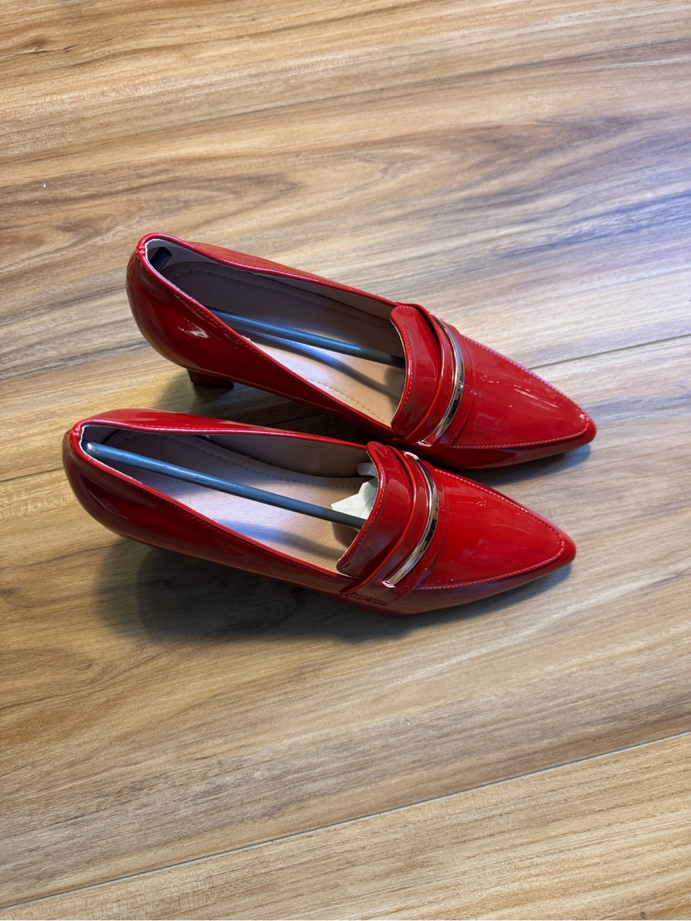 Women’s Red Patent Pointed Toe Heels with gold color Metal Band